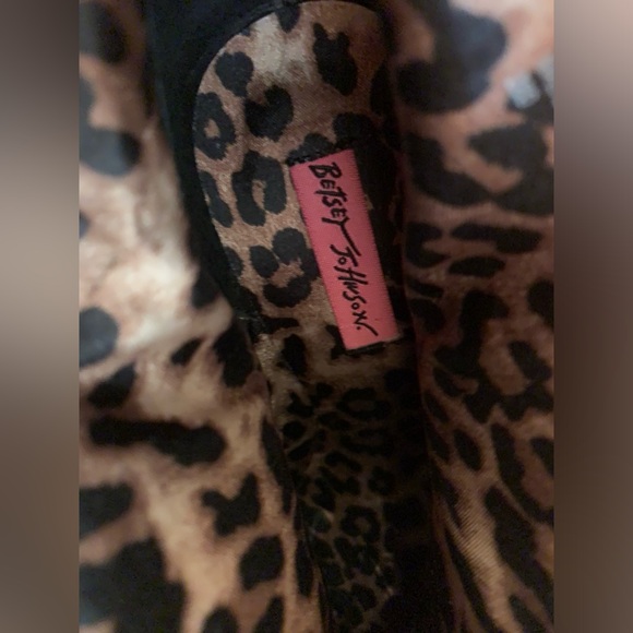 betsey johnson shoes - Picture 5 of 8